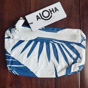 NWT Aloha Collection mini bag